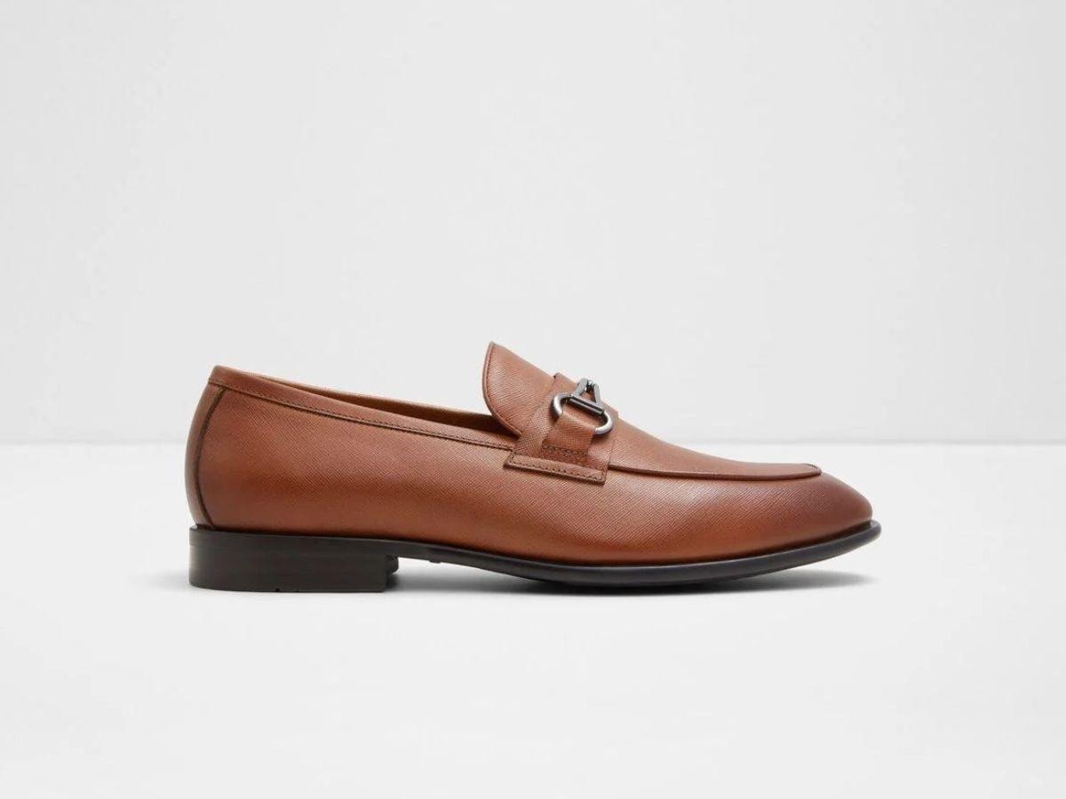 Secoo mang đến giày tây nam trẻ trung, năng động, lịch lãm cho phái mạnh Hà Nội