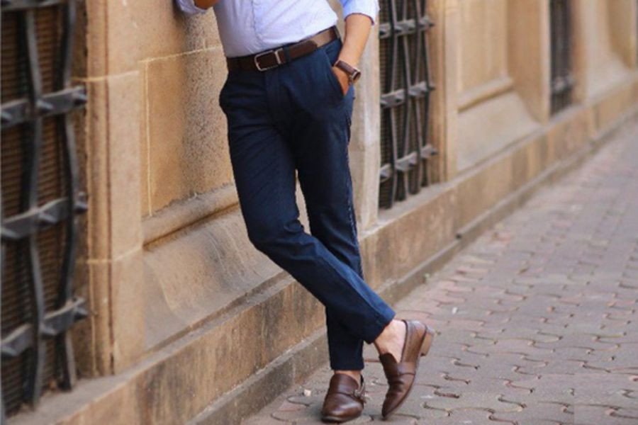 Thắt lưng da phối cùng giày tây nam, tạo nên phong cách lịch lãm