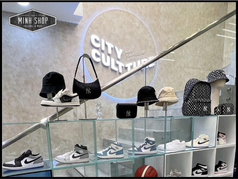 Thị trường shop giày sneaker Bình Thạnh và TP.HCM đang phát triển mạnh mẽ.