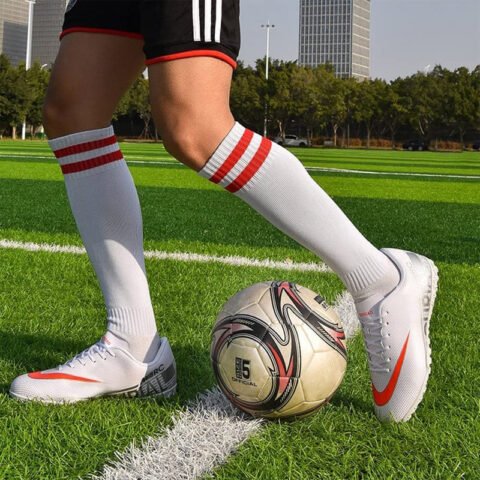 Thoải mái khi vận động trên sân cỏ