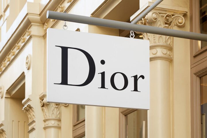 Thương hiệu Dior với các sản phẩm thời trang cao cấp