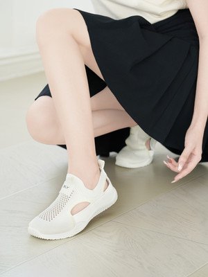 Tổng hợp mẫu giày lười nữ đẹp nhất với nhiều kiểu dáng đa dạng