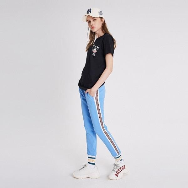 Tổng quan đôi giày thể thao Boston MLB Big Ball Chunky P màu trắng đỏ