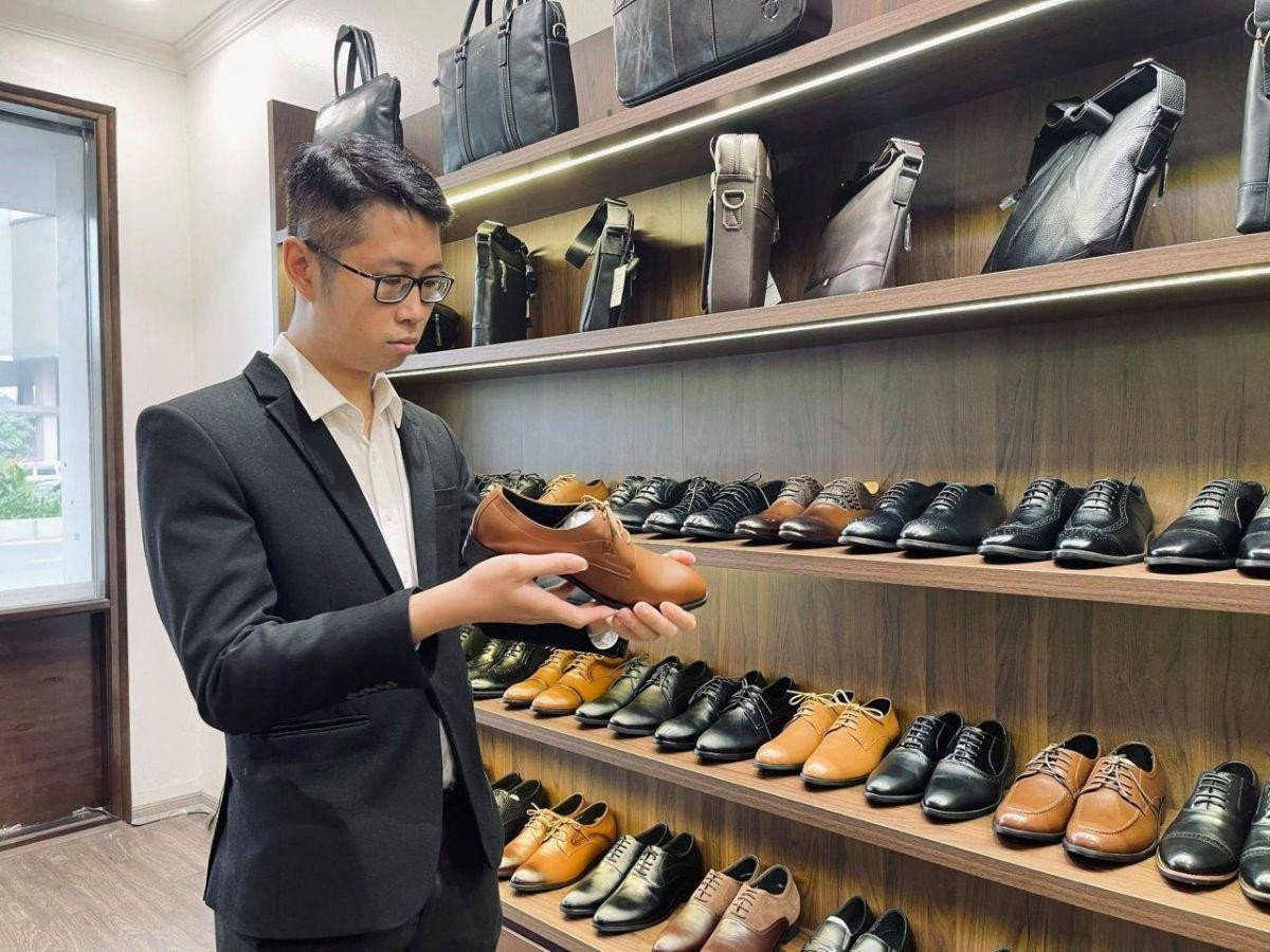 Trải nghiệm mua sắm giày tây Hà Nội tại cửa hàng chuyên nghiệp