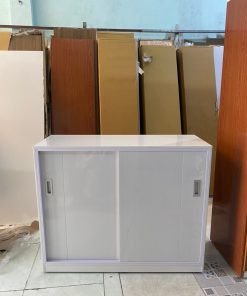 Tủ giày dép bằng nhựa màu gỗ với thiết kế cánh lùa