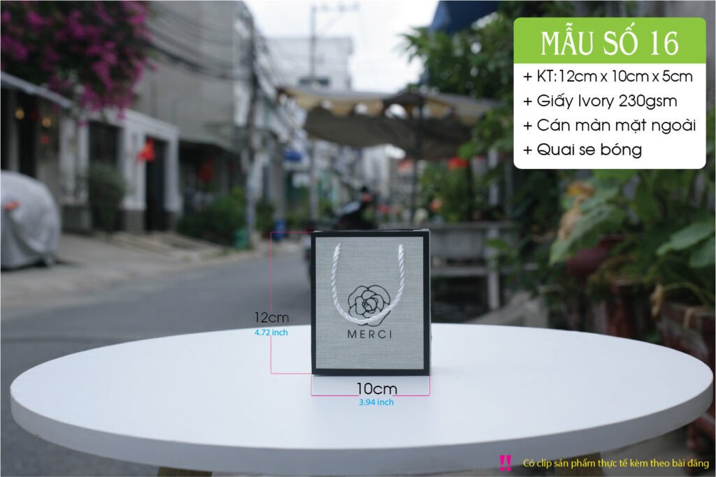 Túi giấy nhỏ gọn tiện lợi mang đi