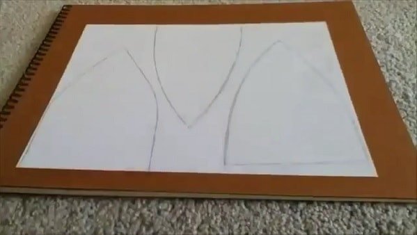 Vẽ các hình mẫu cơ bản để làm mũ lưỡi trai bằng giấy trong bước đầu tiên