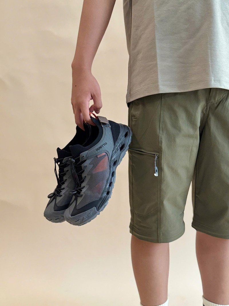 Giày Lưới Nam Chịu Nước: Lựa Chọn Tối Ưu Cho Mọi Hành Trình